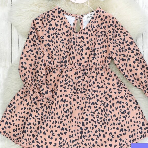 Marie Nicole tan and black animal print ruffle and tiered dress size medium - Picture 2 of 14